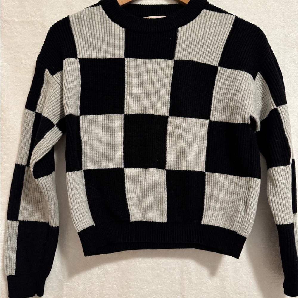 Sweater Black and Gray Sweater